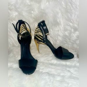 🔥🔥FENDI Black Stiletto Heels / Sandles / Shoes Excellent Cond Sz 8